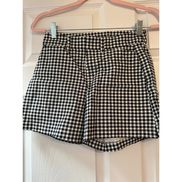 Old Navy Shorts Sz xs - Picture 1 of 4